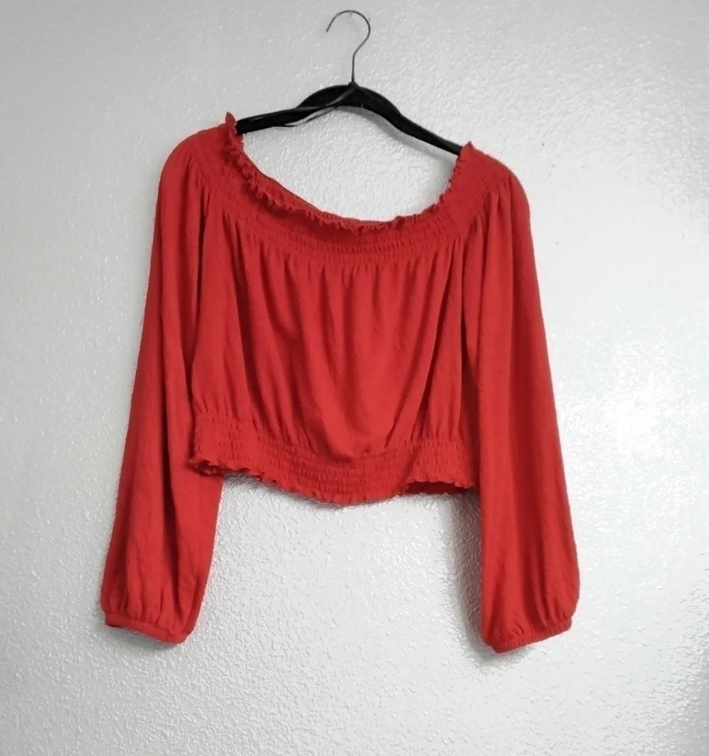 H & M Divided Women's Red Off The Shoulder Crop Top Size L